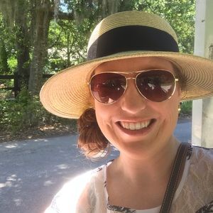 Meet your Posher, Erin